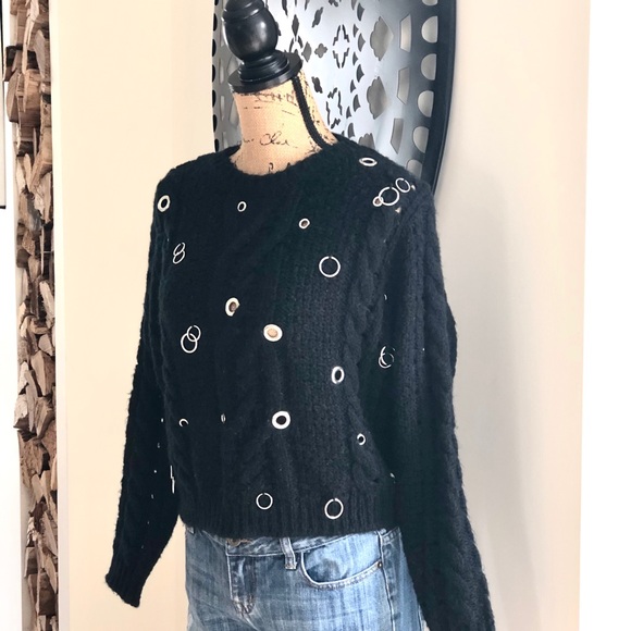 Cable Knit Eyelet Sweater - Picture 6 of 8